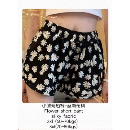 (Ready in Melaka) Flower short pants - silky fabric 小雏菊短裤 - 丝滑布料 (W506)