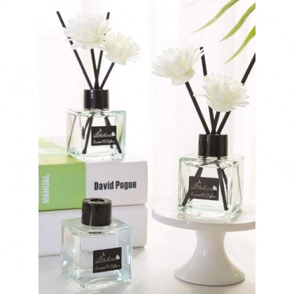 (Read in melaka) Fire-free aromatherapy essential oil (1 set of 3 bottles) 无火香薰精油 (1套3瓶) 现货 (b06-D2480-K0880)